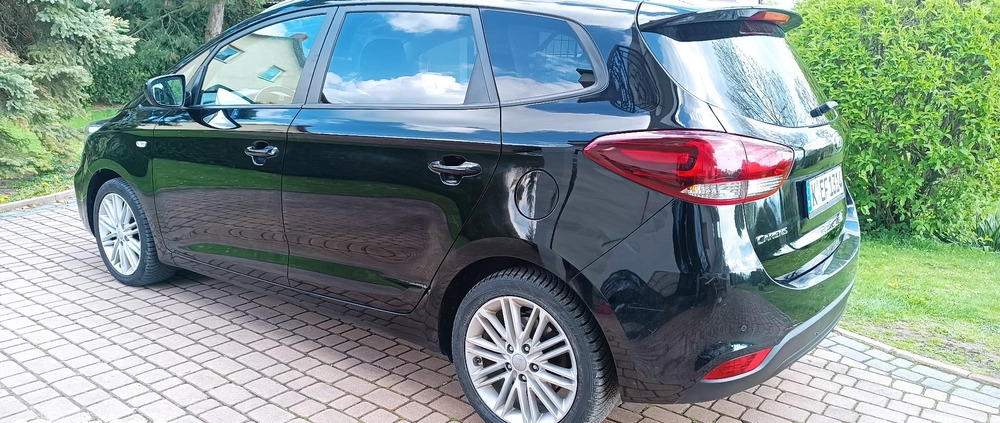 Kia Carens cena 44999 przebieg: 105241, rok produkcji 2017 z Kraków małe 596
